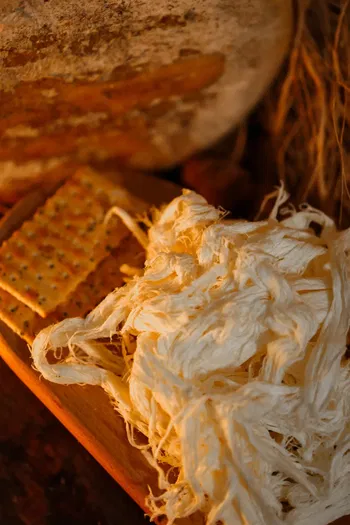 Suyu Alınmış Taze Çeçil peynir 1 KG