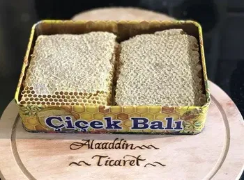 Kars Doğal Petekli Bal 750 Gr