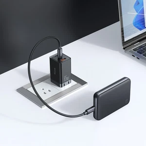 Mcdodo MC-2431 Meta Air Qi2.2 10000mAh 25W Kablosuz 35W Kablolu Manyetik Hızlı Şarj Powerbank - Siyah - Görsel 6