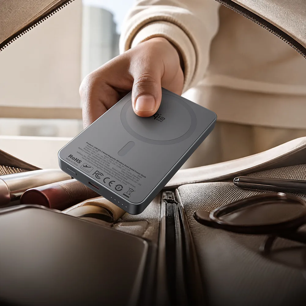 Mcdodo MC-9951 Ultima 10000mAh 25W Qi2.2 Manyetik Kablosuz Hızlı Şarj Powerbank Yarı Katı Batarya Teknolojili Siyah - Görsel 7