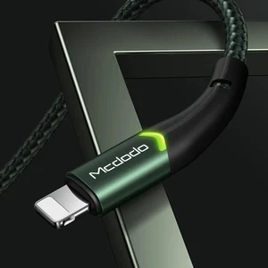 Mcdodo CA-7841 Işıklı Lightning Data Şarj Kablosu 1.2m Yeşil - Görsel 7