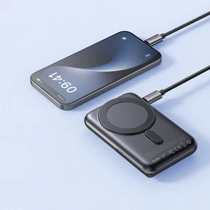 Mcdodo MC-1511 20w 10000 mAh Katlanabilir Magsafe Powerbank Siyah - Görsel 5