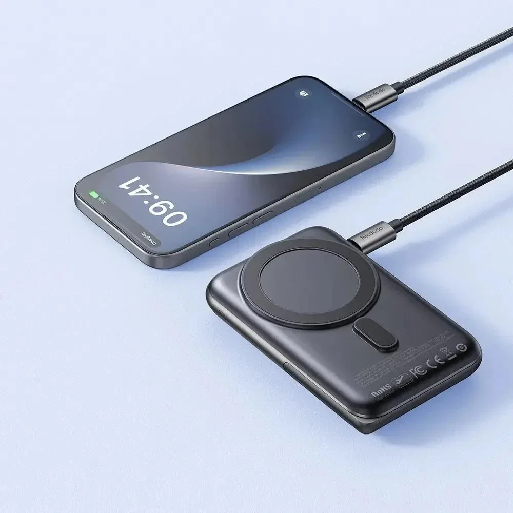 MCDODO MC-1511 20w 10000 mAh Katlanabilir Magsafe Powerbank Siyah - Görsel 9