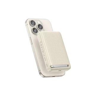 Mcdodo MC-7810 10.000 mAh 30 W  qİ2 Manyetik Stantlı Powerbank - Görsel 2
