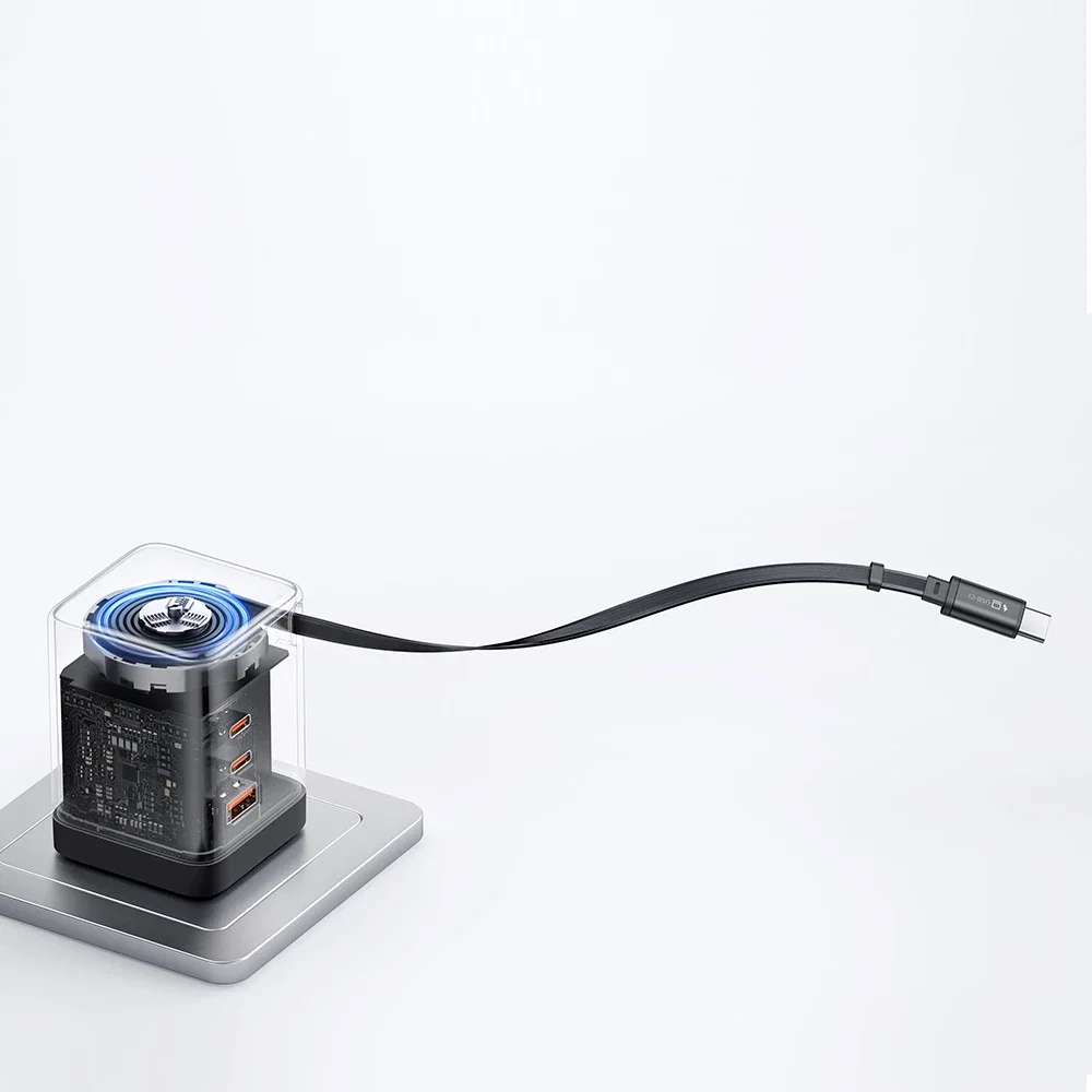Mcdodo CH-8470 FreeGo 100W Geri Çekilebilir Kablolu 3C1A GaN Şarj Adaptörü - Görsel 4