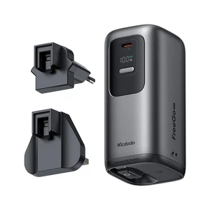 Mcdodo MC-8501 FreeGo 45W 3'ü 1 Arada 10000mAh Dahili Geri Çekilebilir Type-C Kablo, AC Prize Takılabilir Şarj Adaptörlü Powerbank Siyah(Universial Priz Uçları) - Görsel 12
