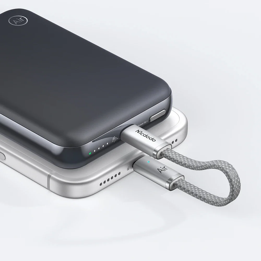 Mcdodo MC-2431 MetaAir Qi2.2 25W 10000mAh 35W Ultra İnce Metal Manyetik Kablosuz Powerbank Siyah - Görsel 7