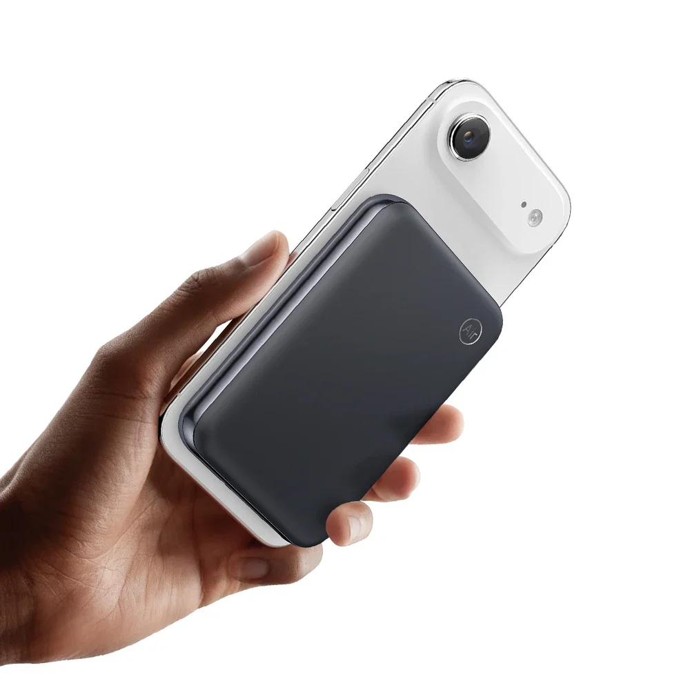 Mcdodo MC-2431 MetaAir Qi2.2 25W 10000mAh 35W Ultra İnce Metal Manyetik Kablosuz Powerbank Siyah - Görsel 5